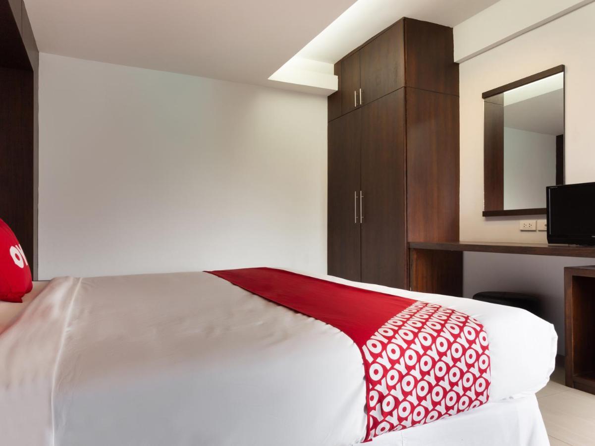Oyo 1127 Baan Siam Hotel Чіанграй Екстер'єр фото
