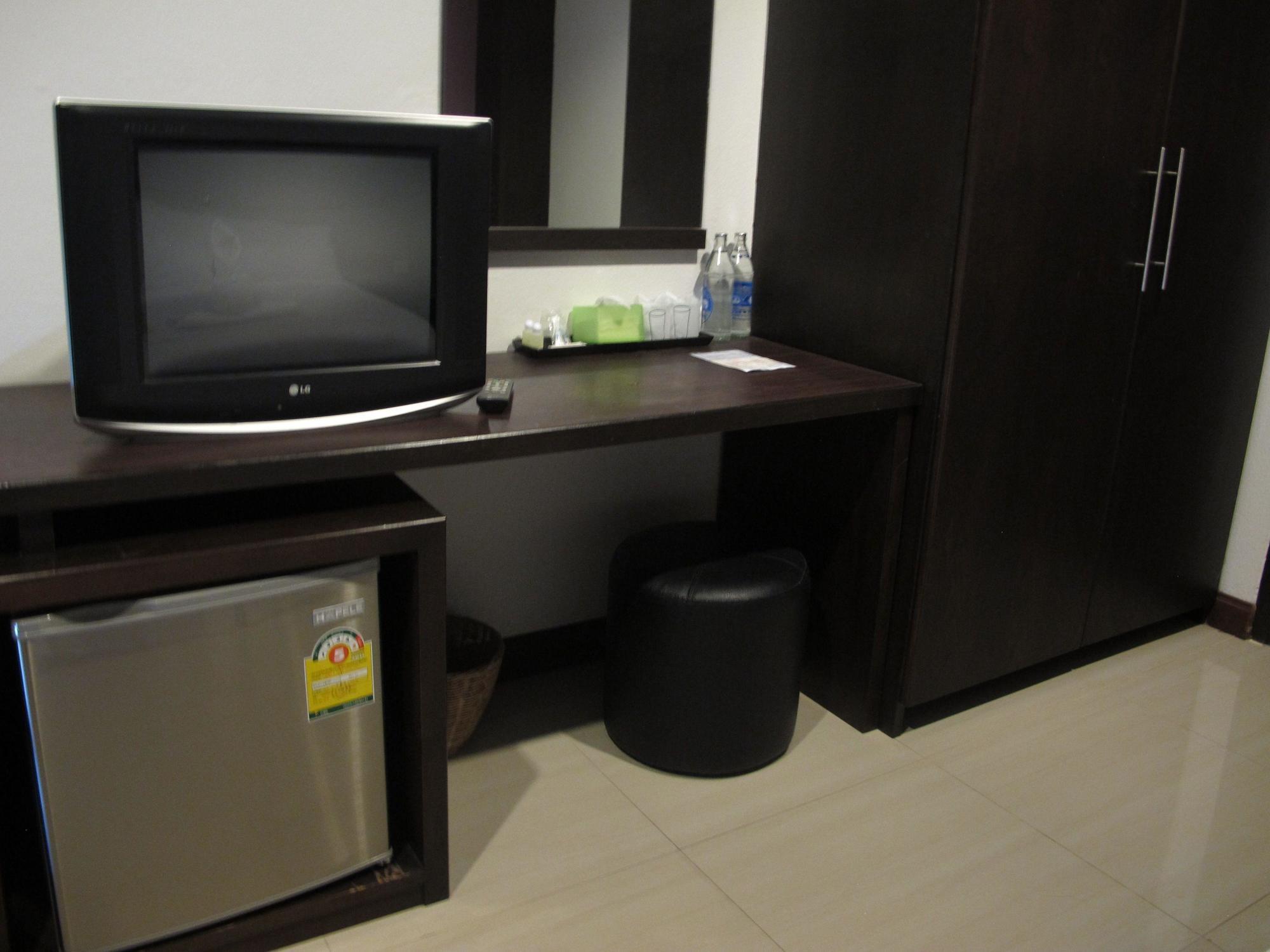 Oyo 1127 Baan Siam Hotel Чіанграй Екстер'єр фото